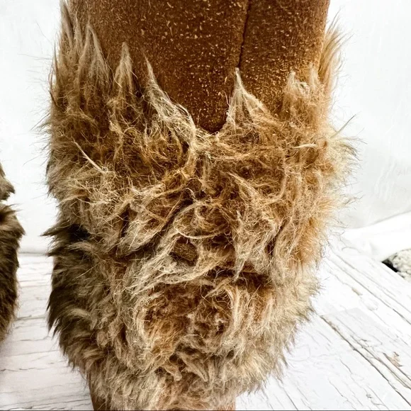 Minnetonka / Faux Fur Leather Boots - Picture 5 of 16
